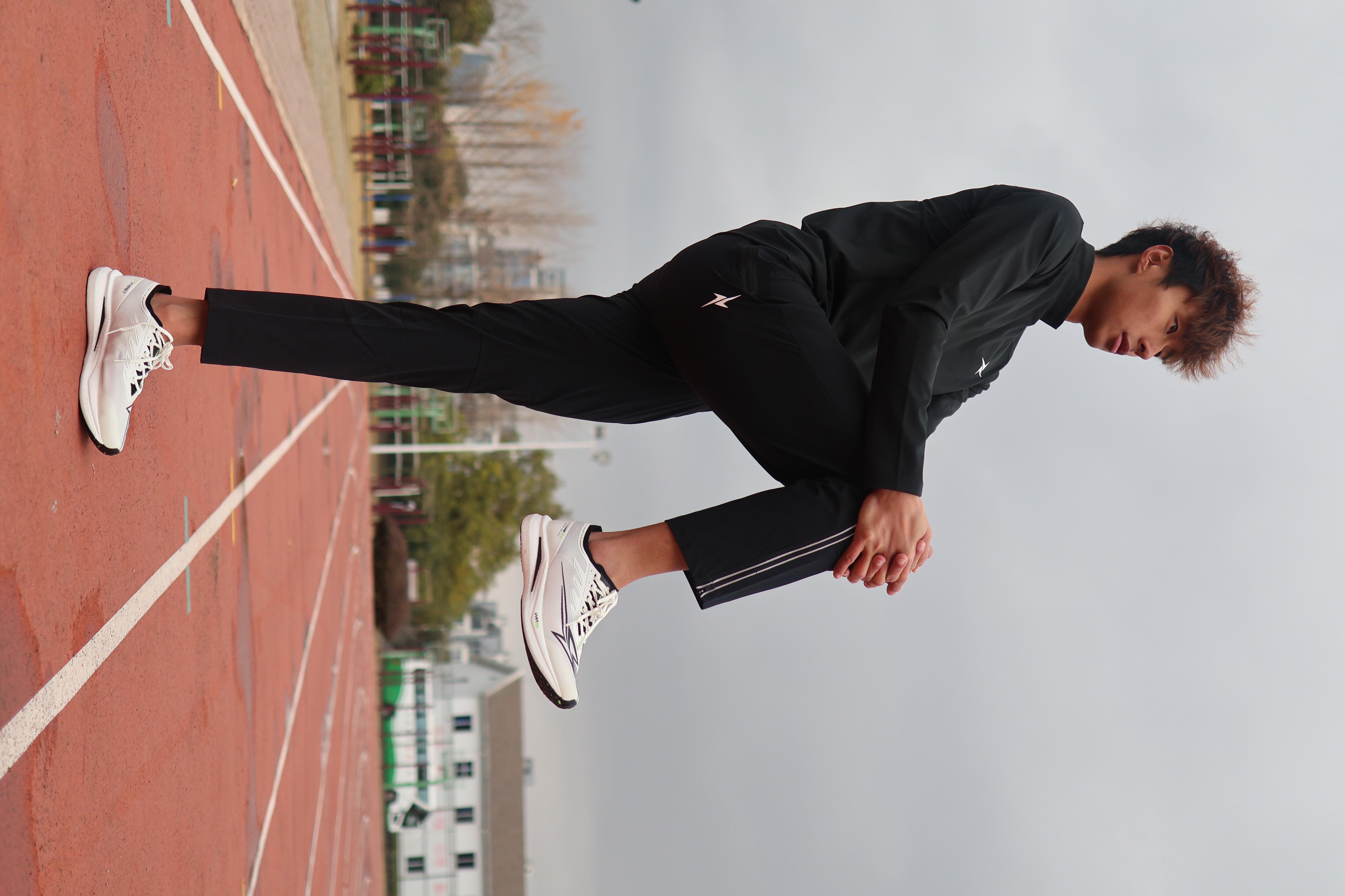 冬训冻脚啊!!北体夸爆的“速训全能王”冬训鞋,到底值不值得冲?